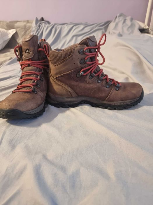 Туристически обувки Viking