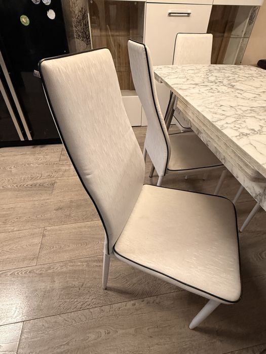 Трапезна маса с 6 стола