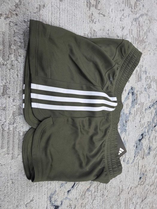 Къси панталони adidas