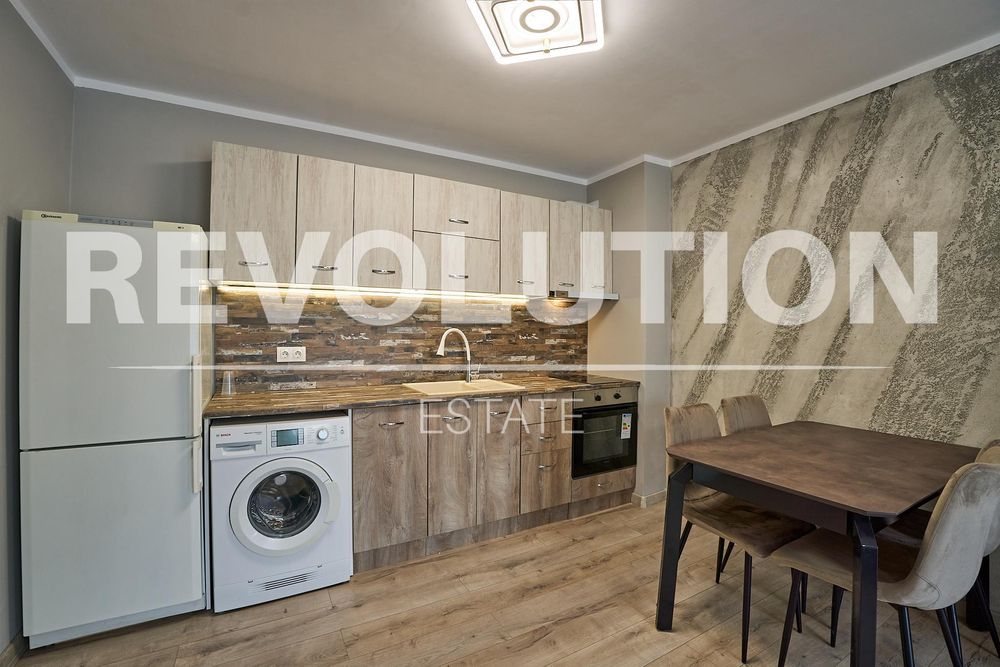 Дава се под наем Двустаен апартамент в Пловдив, Христо Смирненски - 67 кв.м за 548.25 € - Снимка #1