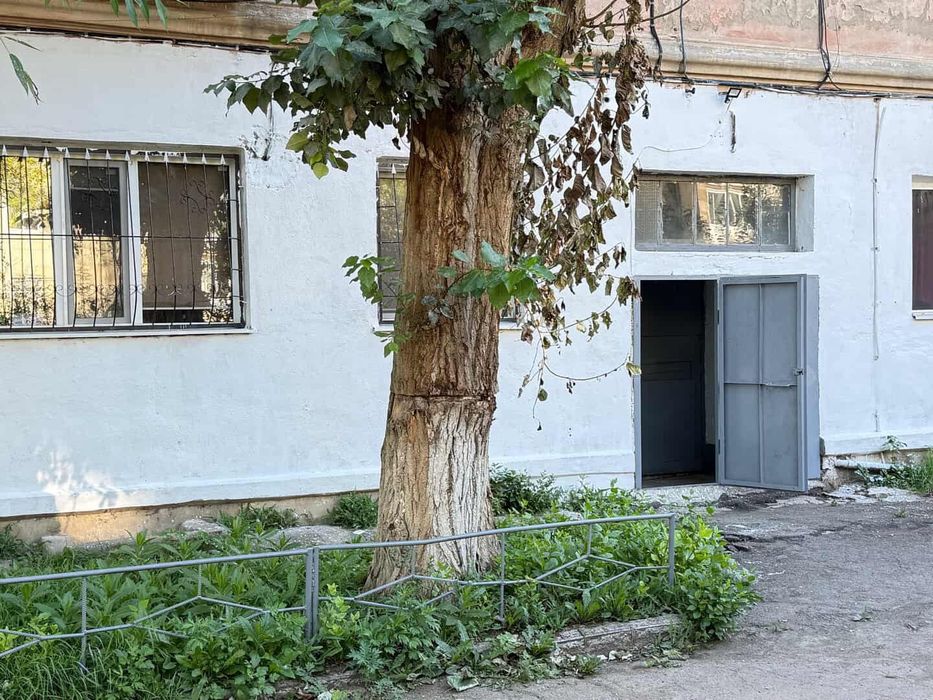 Продам дешево 2х комн кв р-н элеватора