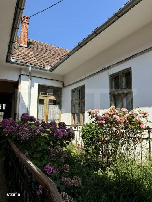 Casa cu 3 camere , 140mp, zona Ultracentrala