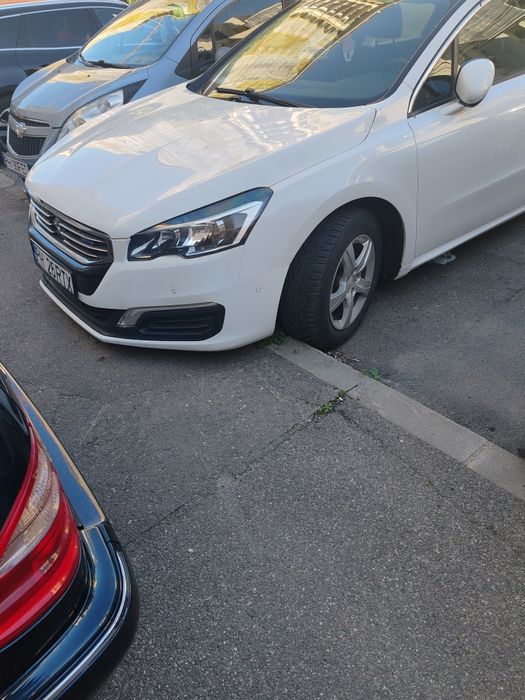 auto Peugeot 508