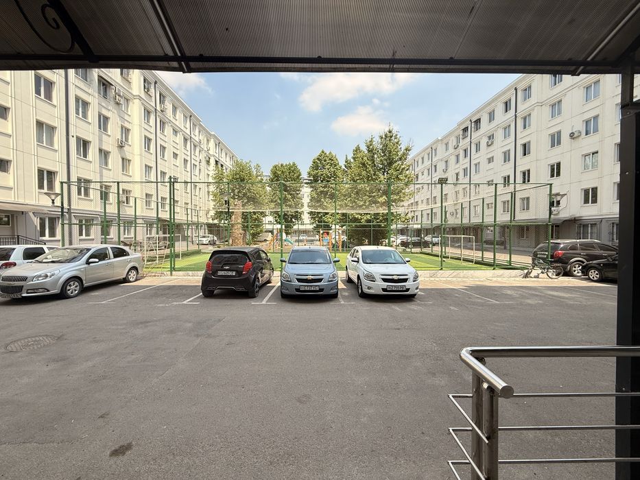 Продается экобазар 2 х ком студия под ключ