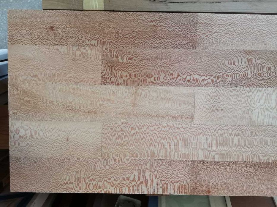 Укладка и продажа.Платан Эксклюзив.Паркет штучный.