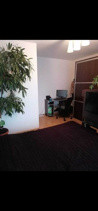 Vand apartament cu 2 camere transformat in 3 rezidential Confort City