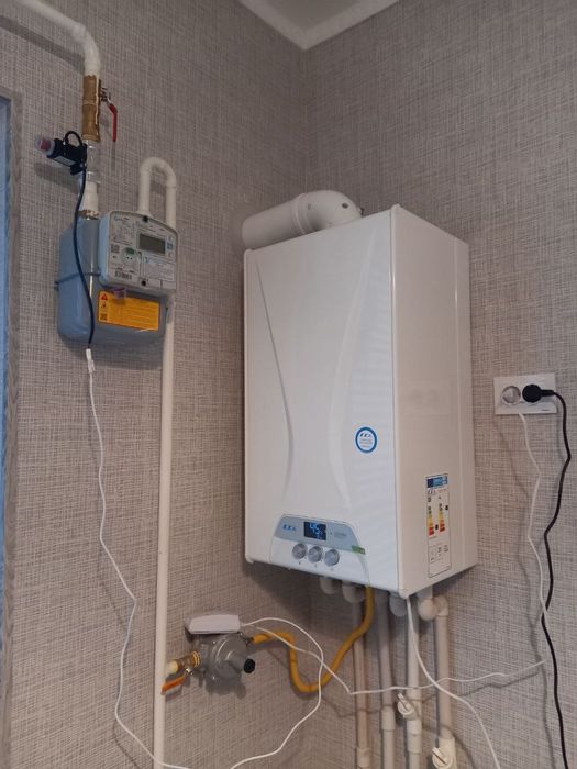 Уй сотилади 18 мкр 3 хона 2 хожатхоналик