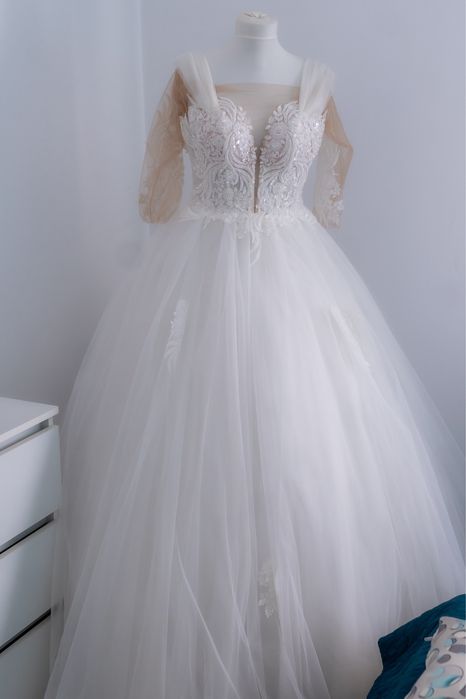 Vând Rochie de Mireasă