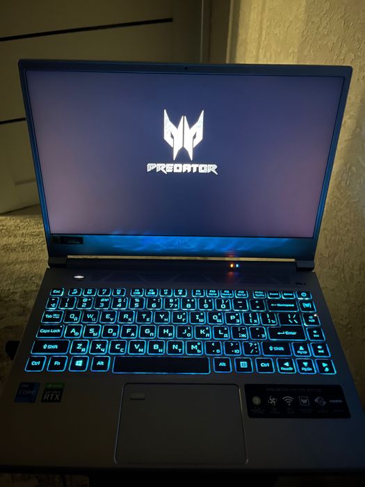 Игровой ноутбук Acer Predator Triton 300 SE