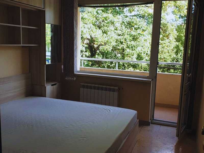 Дава се под наем Тристаен апартамент в София, Витоша - 103 кв.м за 752.25 € - Снимка #2