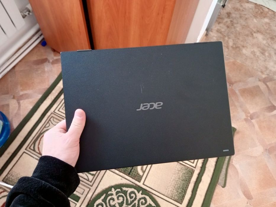 Нетбук сатылады, жұмысқа жарамды