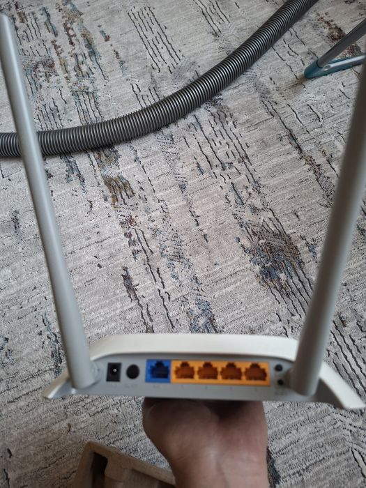 Продаётся wifi роутер