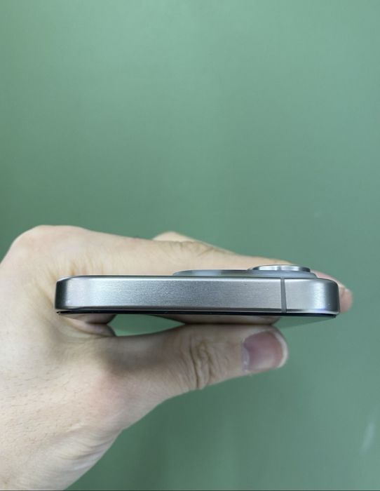 Продам айфон 15 про 128гб емкость 87%