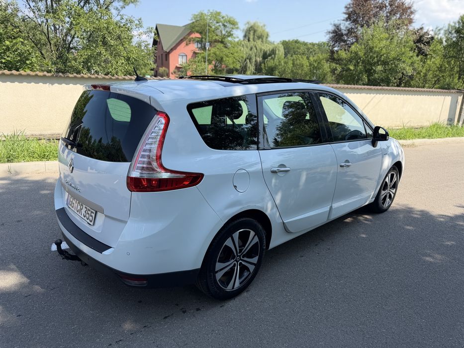 RENAULT Grand Scenic 2012 — imagine 3