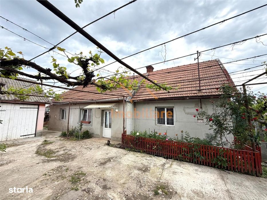 Casa Cu Teren 1081 Mp | Acces Auto | Zona Sacuieni | Localitatea Cadea