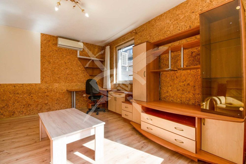 Двустаен апартамент в жк. Стрелбище № 10347