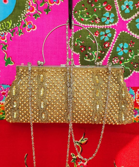 Сумочки вечерние