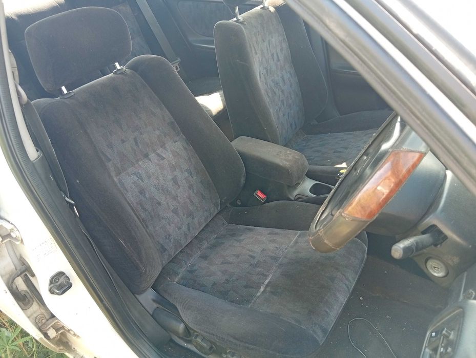 Сиденья Nissan Bluebird U14