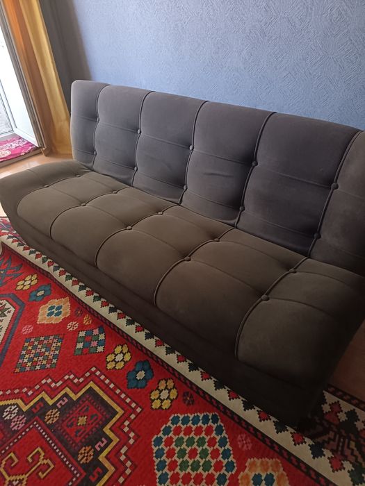 Продам диван в отличном состоянии