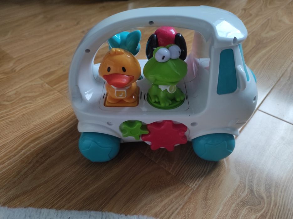 Jucărie interactiva masinuta