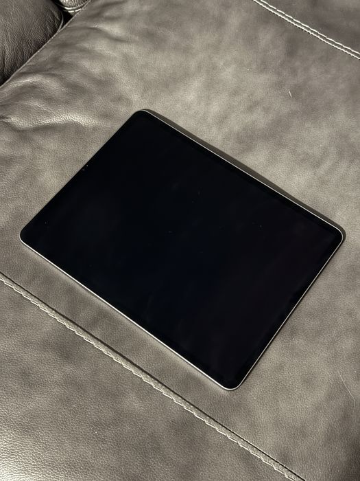 Apple iPad Pro M1 (2021) 256gb 12.9in + Apple Pen 2