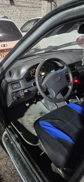 Продам ваз 2110, 8 клоп, 98 год