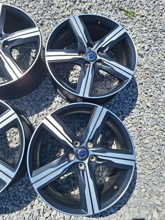 5x108.18цола 8j ET55 оригинални Volvo