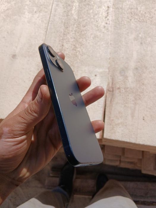 iPhon 15  128gb.