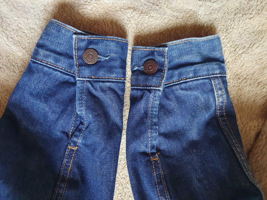 Geaca de blugi LEVI'S 71500 Sherpa (fabricata in anul 2002) - Marime M