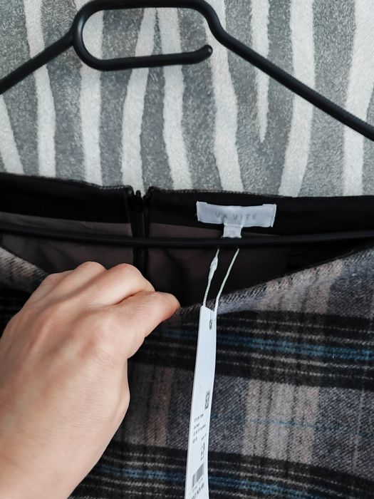 Вълнена пола VA VITE