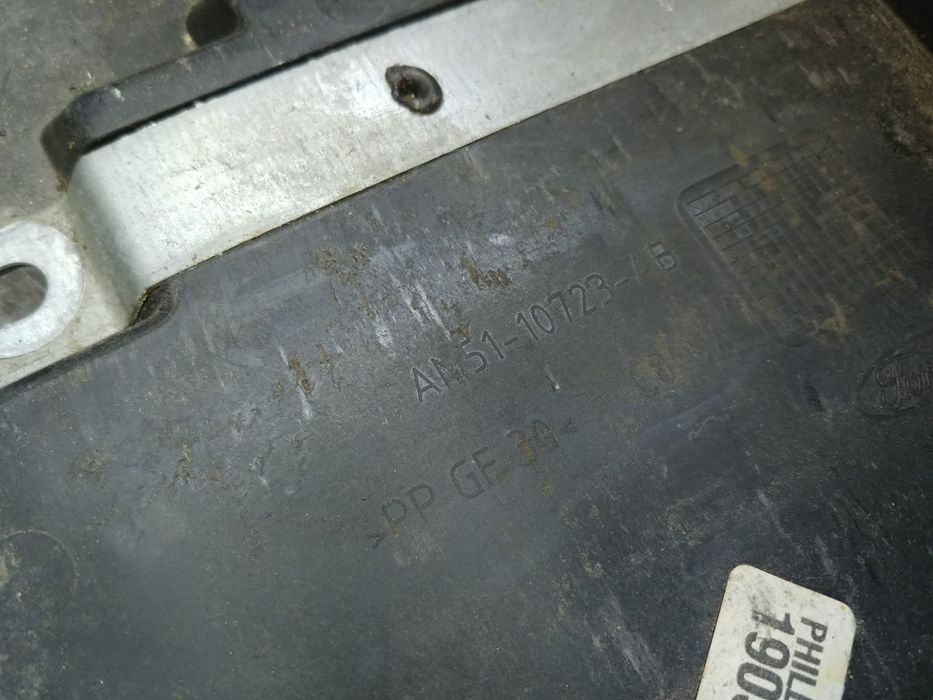 suport carcasa baterie 1.6 b bm36 ford focus 3 4m51-10723-ab