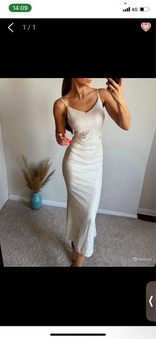 Белое платье цена 10000