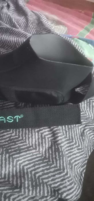 Шина за глезен Aircast , проходилка и патерици