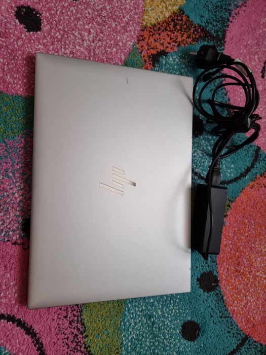 HP elitebook 860 g10 16 inch i5 1335u