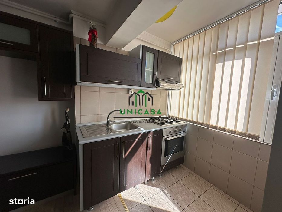 Apartament 3 camere - Ostroveni