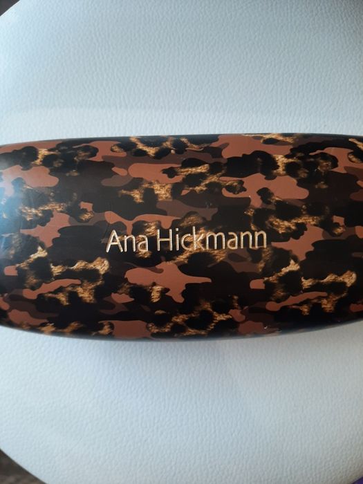 Диоптрични очила.