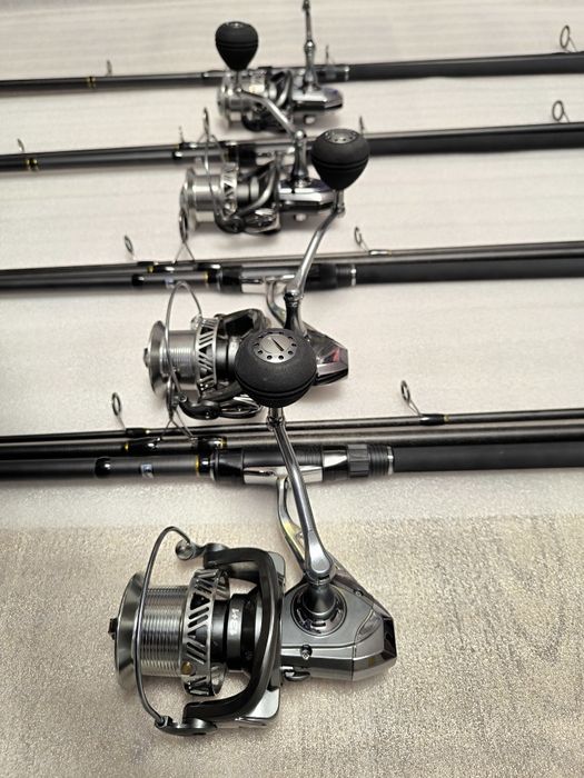 SET 4 Lansete Crap FL VIPER 3.90m 3.5 LBS + 4 Mulinete JS10000