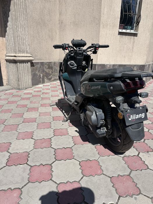 Скутер Танк 150