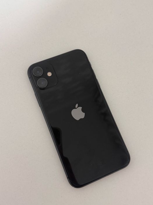 Продам Iphone 11 (128 гб)