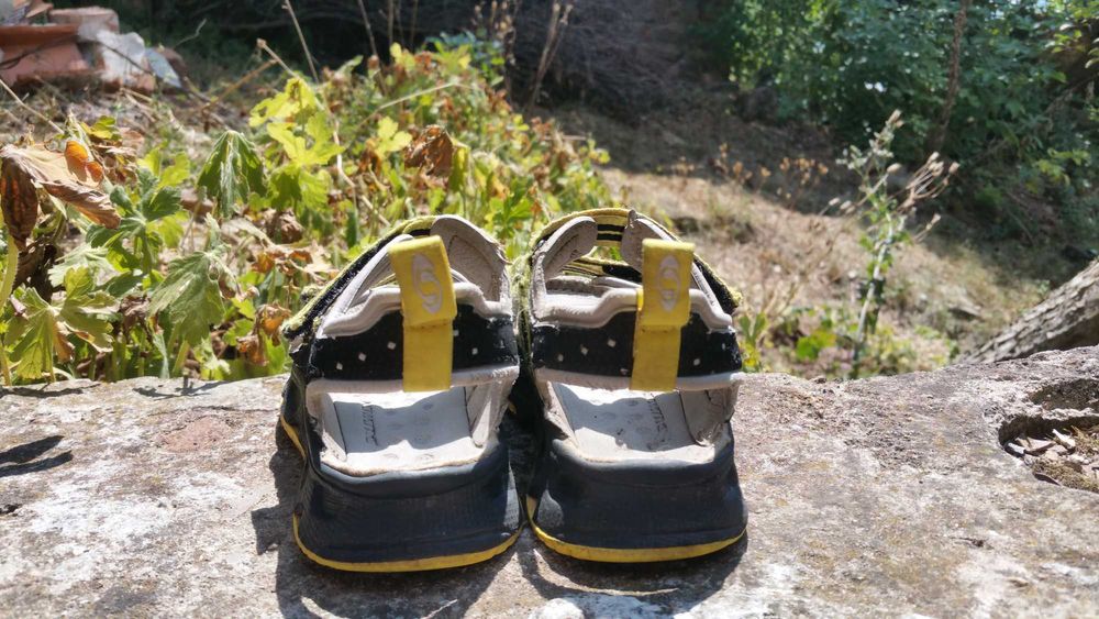 Salomon сандали 27 номер