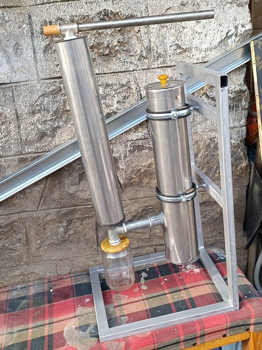 Димогенератор-уред за опушване-пушилник