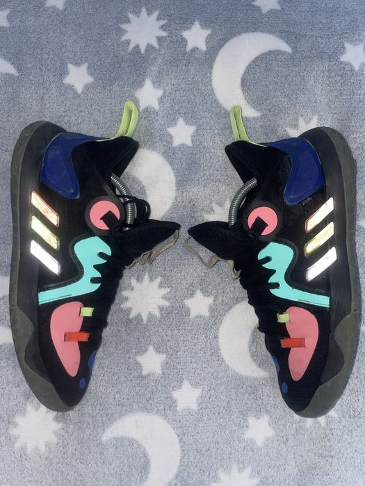 обувки Adidas.