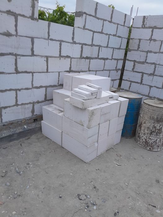 Гишт шлака блок газа блок урамиз стяжка битон куямиз