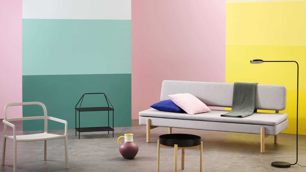 Canapea IKEA editie limitata