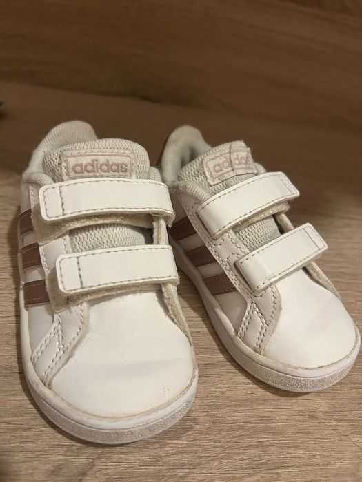 Детски маратонки Адидас 21 номер