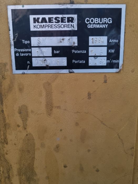 Vand doua compresoare,uscător aer și butelie