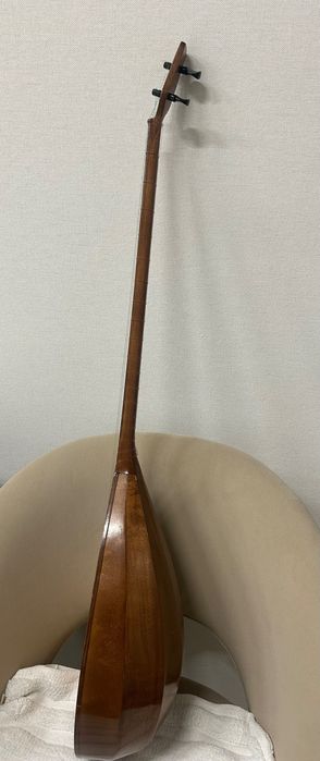 Домбра  заказная  детская