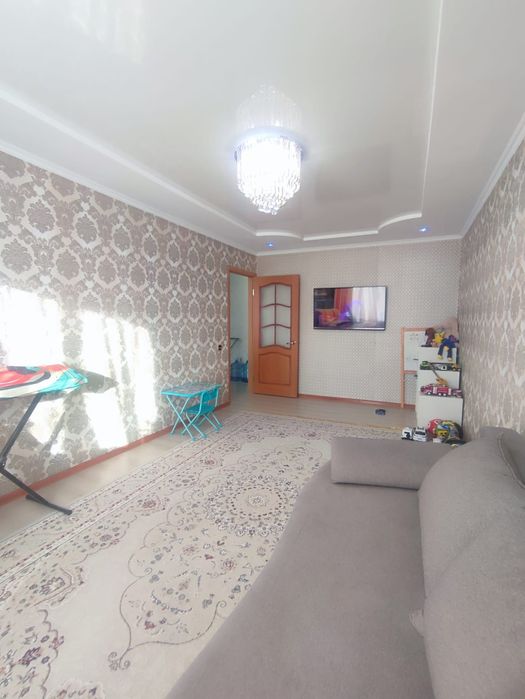 Продам 2х ком.кв р/н Строитель .