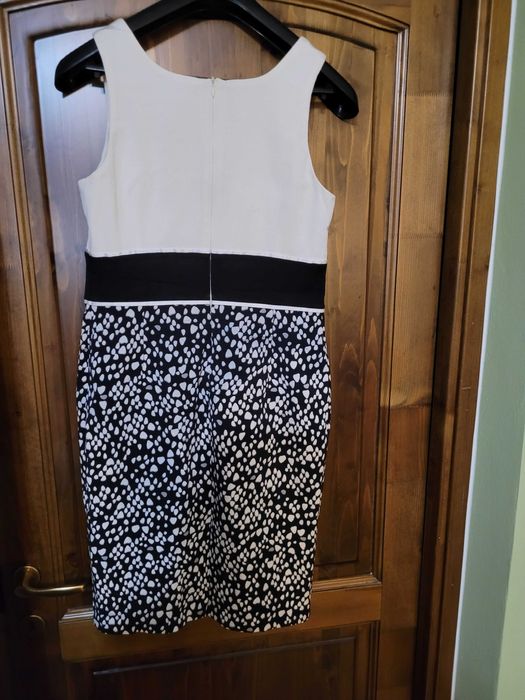 Vand rochie pentru ocazii