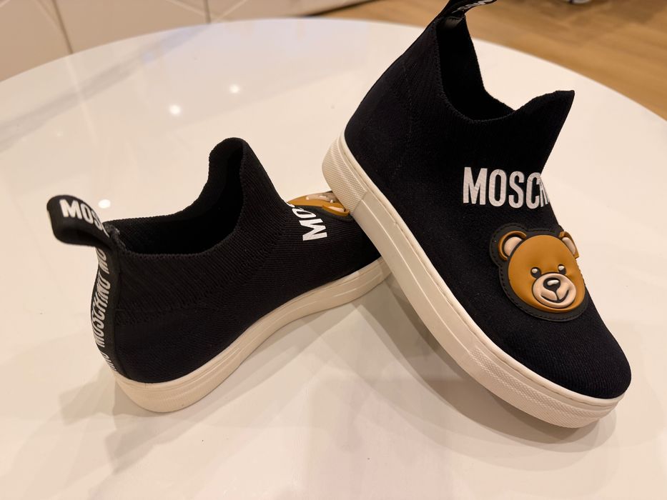 Детски модерни кецове MOSCHINO